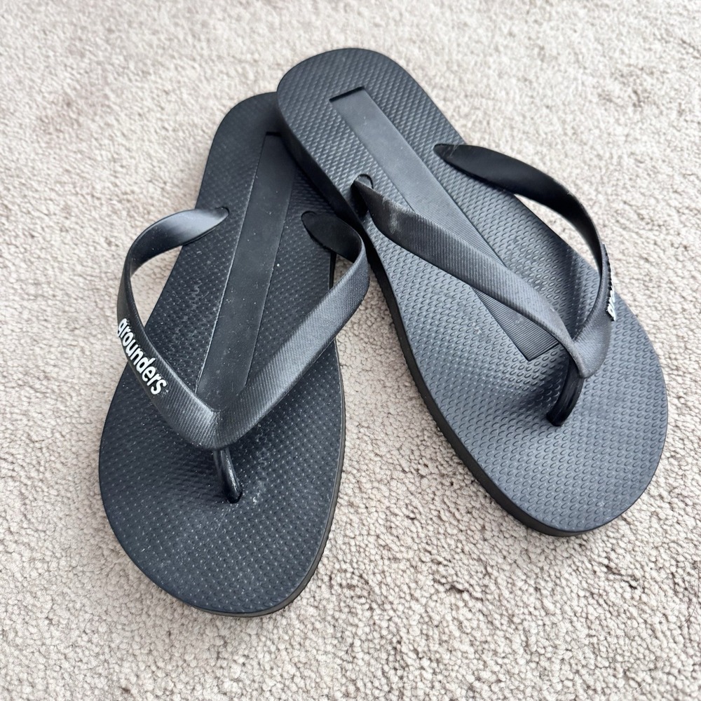 Black Flip Flop Sandals - Everyday Casual